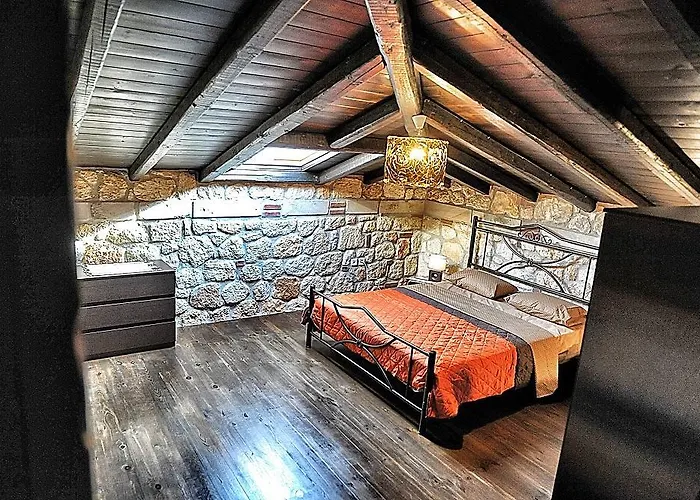 Sunstone 普萨克迪亚