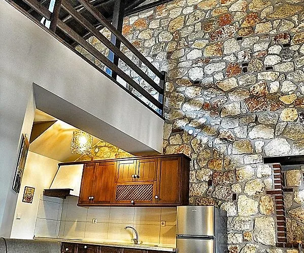 Sunstone 普萨克迪亚